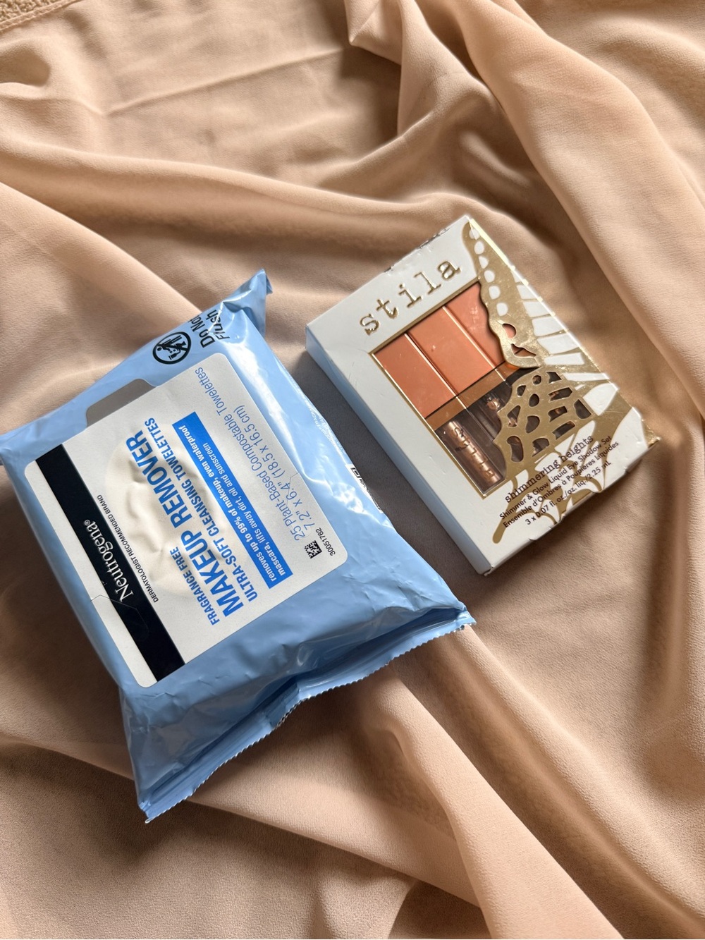 Stila Eyeshadow Trio in Peachy Coral & Champagne